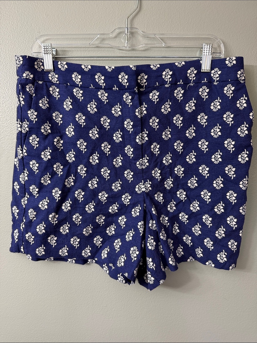 J.Crew linen blend Women's Shorts Navy Blue with White Floral Design Size 10